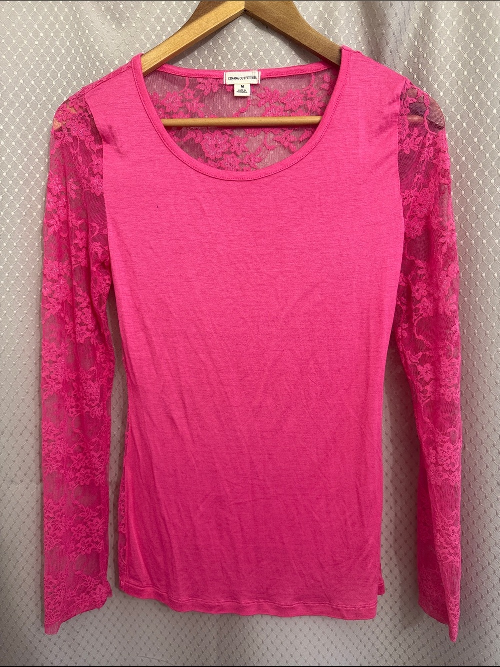 Zenana Outfitters Bright Pink Lace Sleeve Long Sleeve Tee